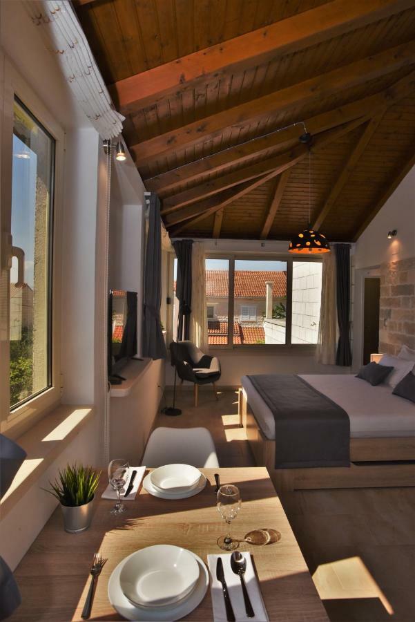 Apartments4you Supetar-the And Popular For Discovering The Island - Free Parking - 200 Meters From The Apartment Supetar